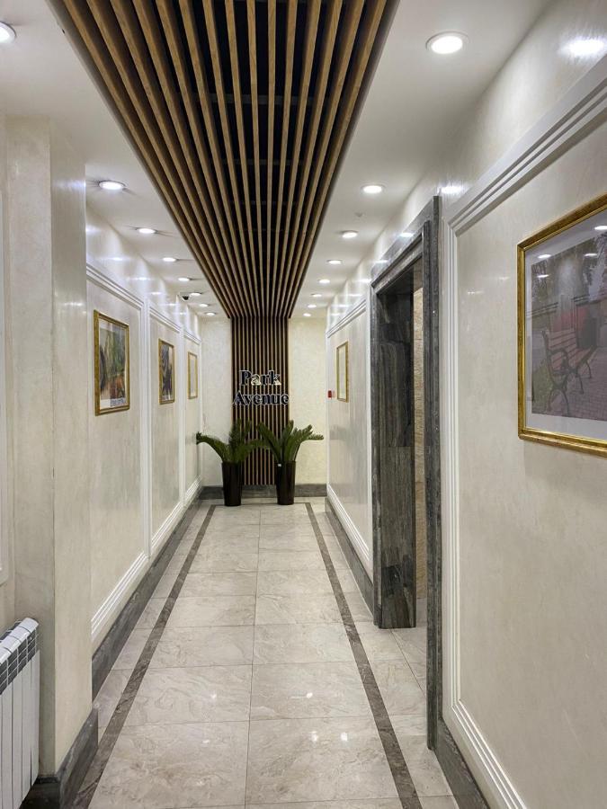 Park Avenue Напротив Ботанического Сада Αστάνα Εξωτερικό φωτογραφία