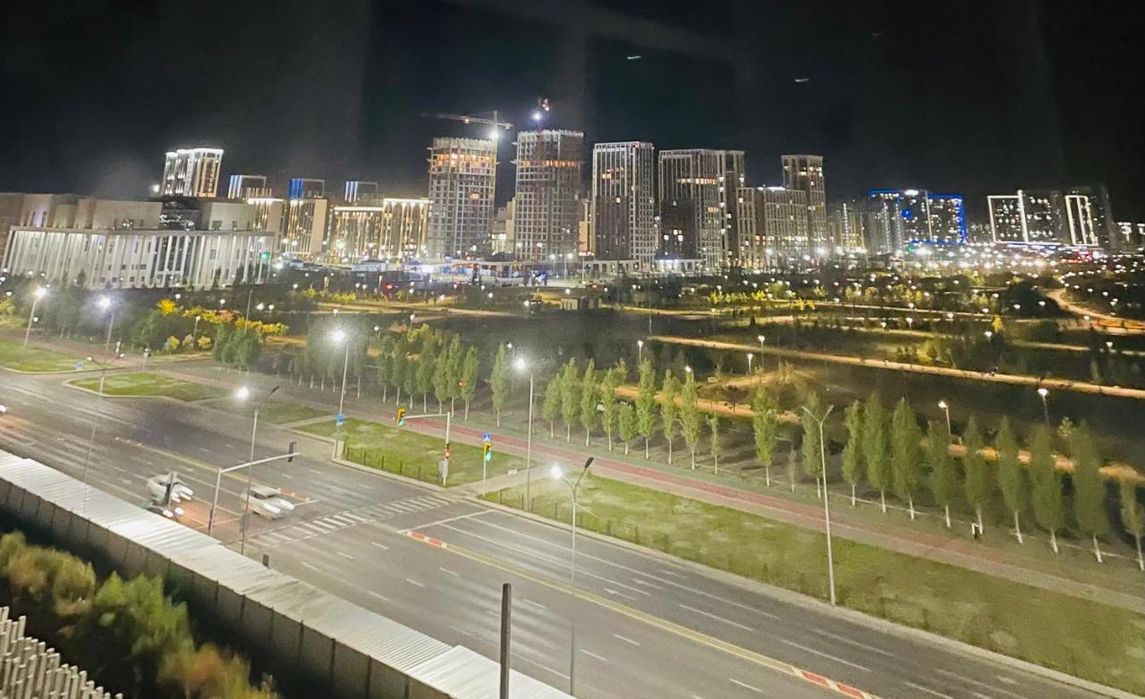 Park Avenue Напротив Ботанического Сада Αστάνα Εξωτερικό φωτογραφία