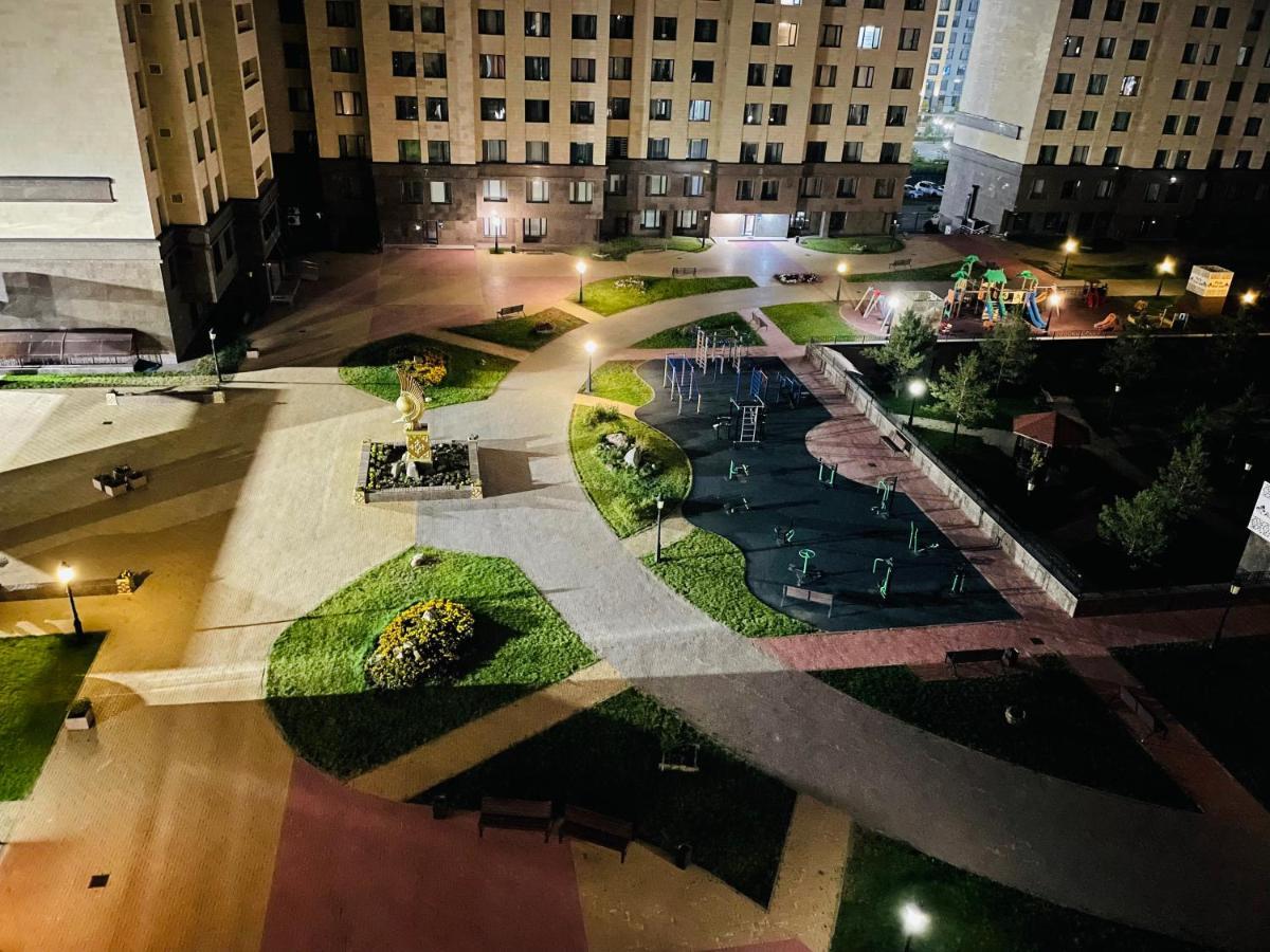 Park Avenue Напротив Ботанического Сада Αστάνα Εξωτερικό φωτογραφία